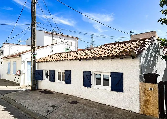 Maisonnette De Pecheur Chauffee Et Climatisee