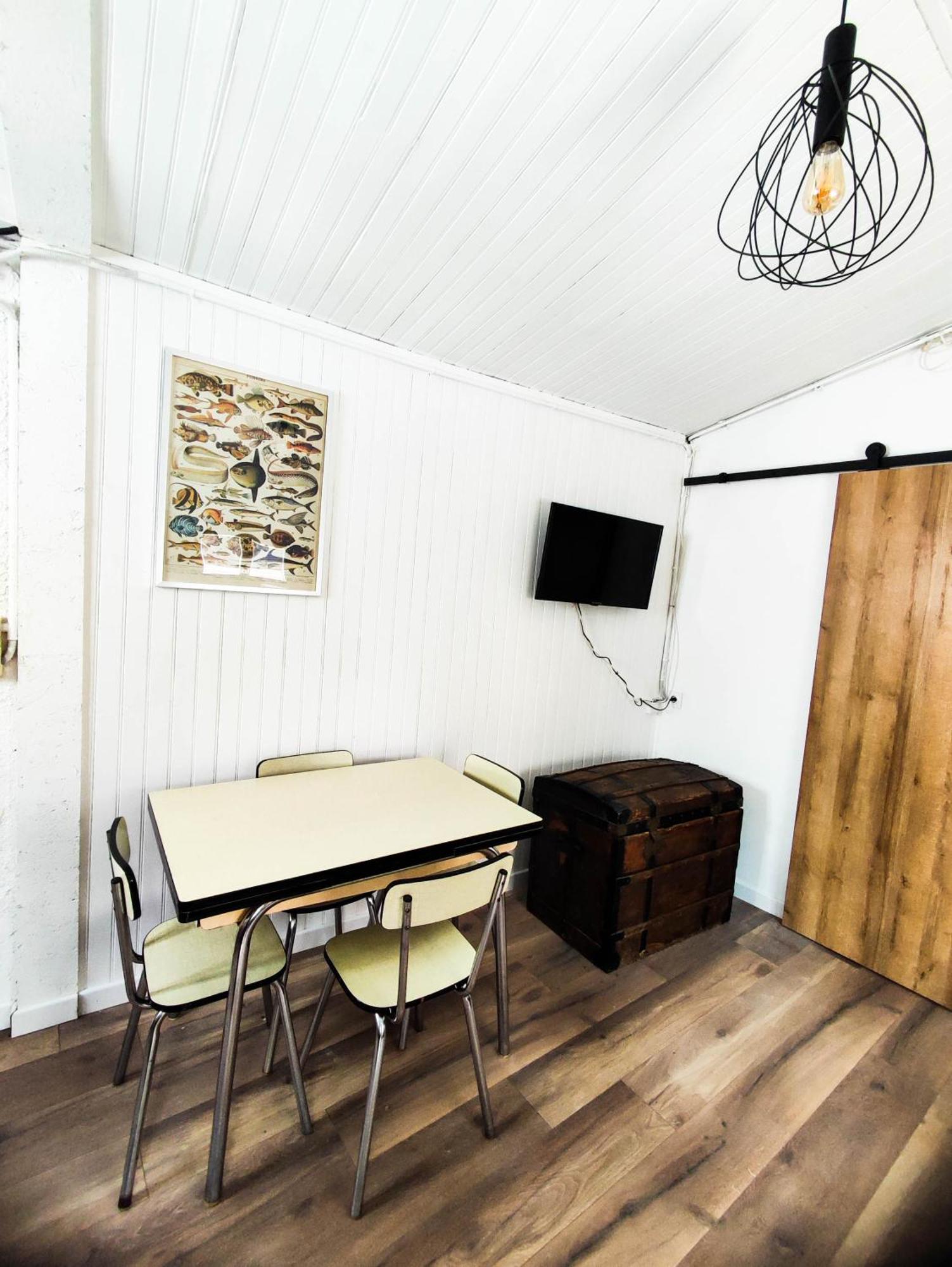Maisonnette De Pecheur Chauffee Et Climatisee